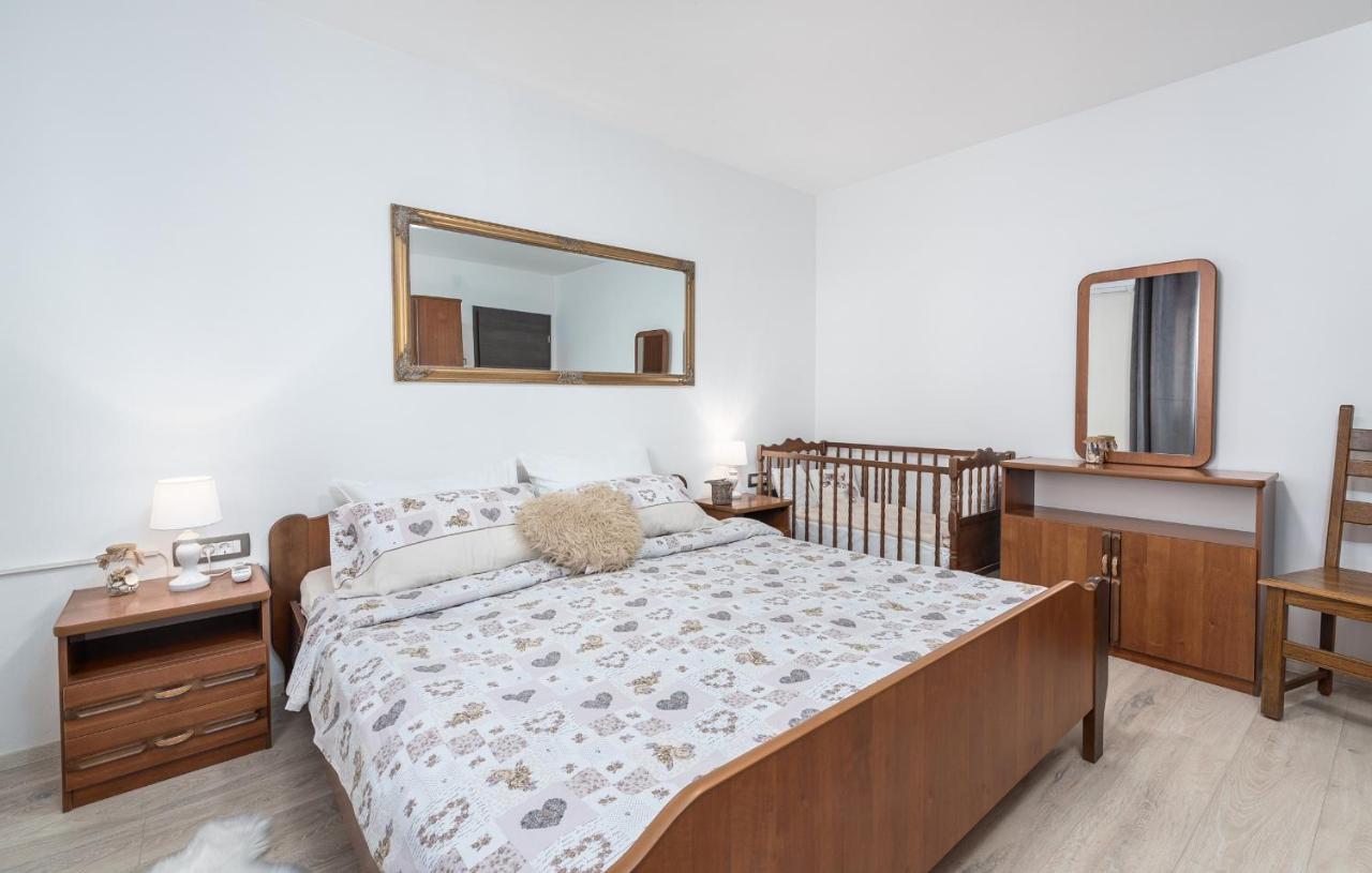 Apartman Sabina, Porec Fuskulin Exterior photo